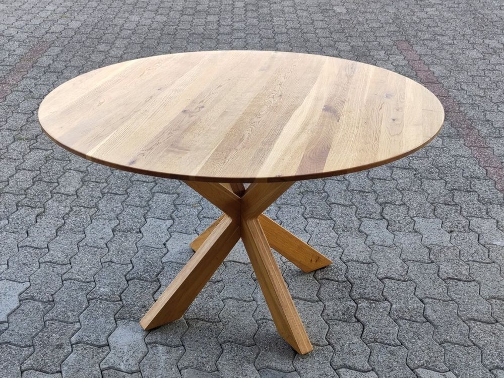 Holz-Tisch rund / Ø120cm (Gebraucht) in Wauwil für CHF 200 – nur ...