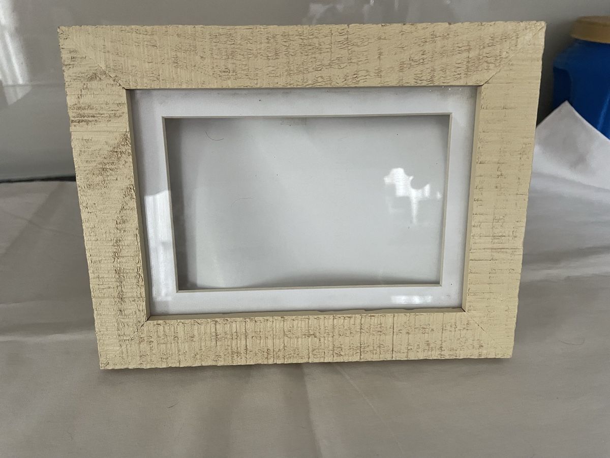 Cornici: Wood Picture Frame with Stand – Nuovo (secondo la descrizione) da Buttikon SZ venduto da trzurigo