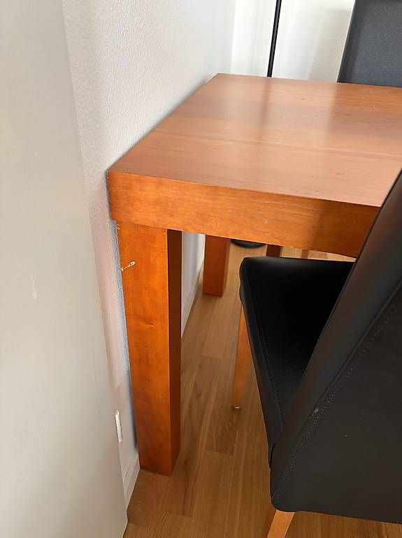 Set di tavolo e panche: Esstisch mit 4 Stühlen – Usato da Basel venduto da noe_m5vd 3