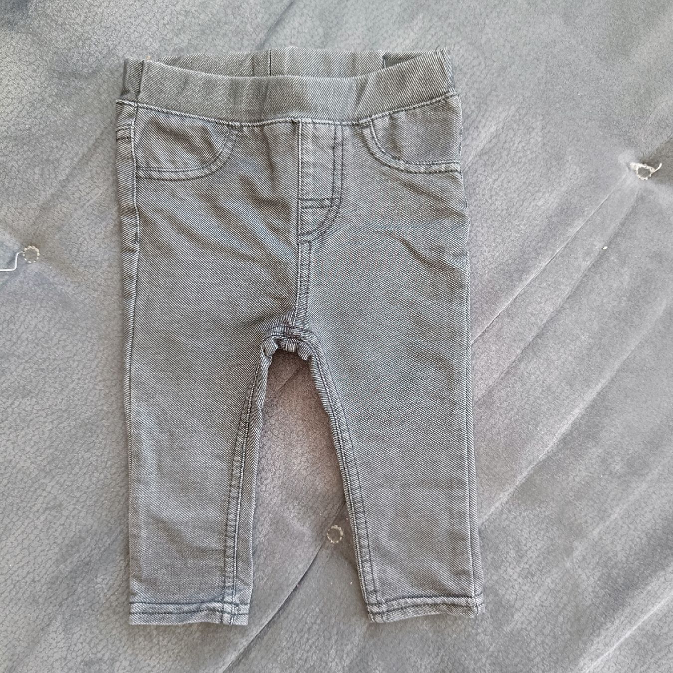 Pantalons: Hose Grösse 68 – D'occasion à Jaberg par urig17.