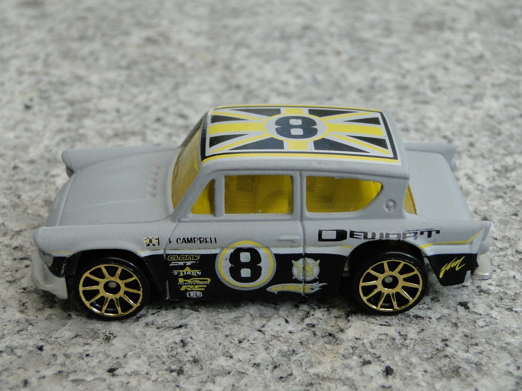 Hot Wheels Modellini d'auto: HOT WHEELS - FORD ANGLIA 105E – Nuovo (secondo la descrizione) da Killwangen venduto da cyrano56 3
