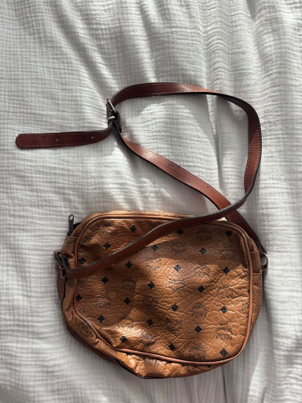 Mcm Borse: MCM Vintage Umhängetasche – Usato da Basel venduto da kur_s7r5 2