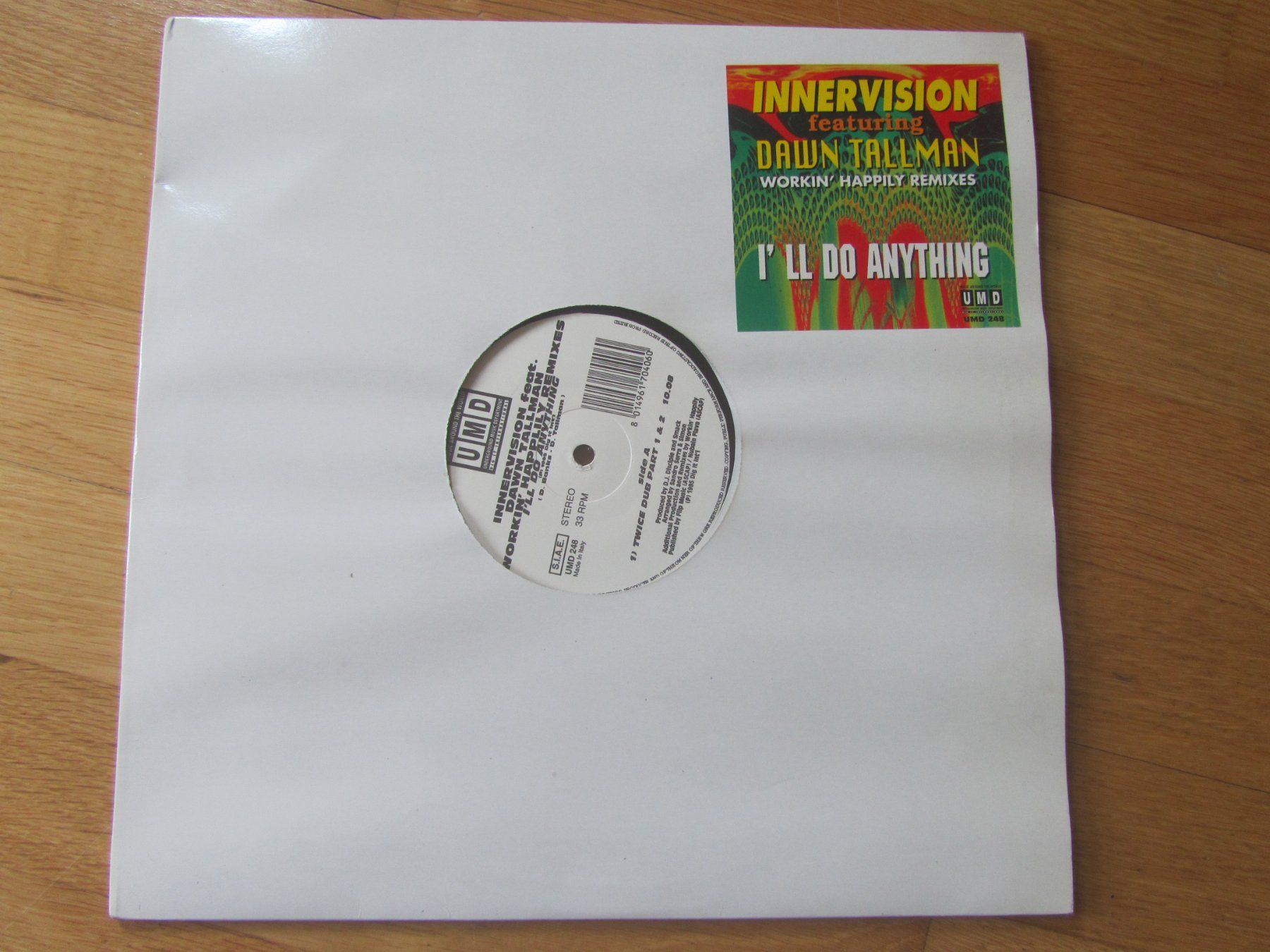 Dischi in vinile: Innervision feat. Dawn Tallman - Workin' Happily -Remixes... – Usato da Seengen venduto da mikelele