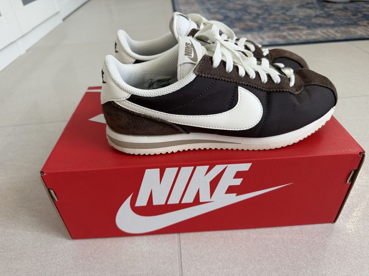 Nike Damenschuhe: Nike Cortez - Damen EUR 39 – Neu (gemäss Beschreibung) aus Gossau SG von evi_f5z9 1