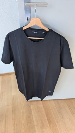 Schwarzes T-Shirt von Only & Sons, Grösse M – Top Zustand!