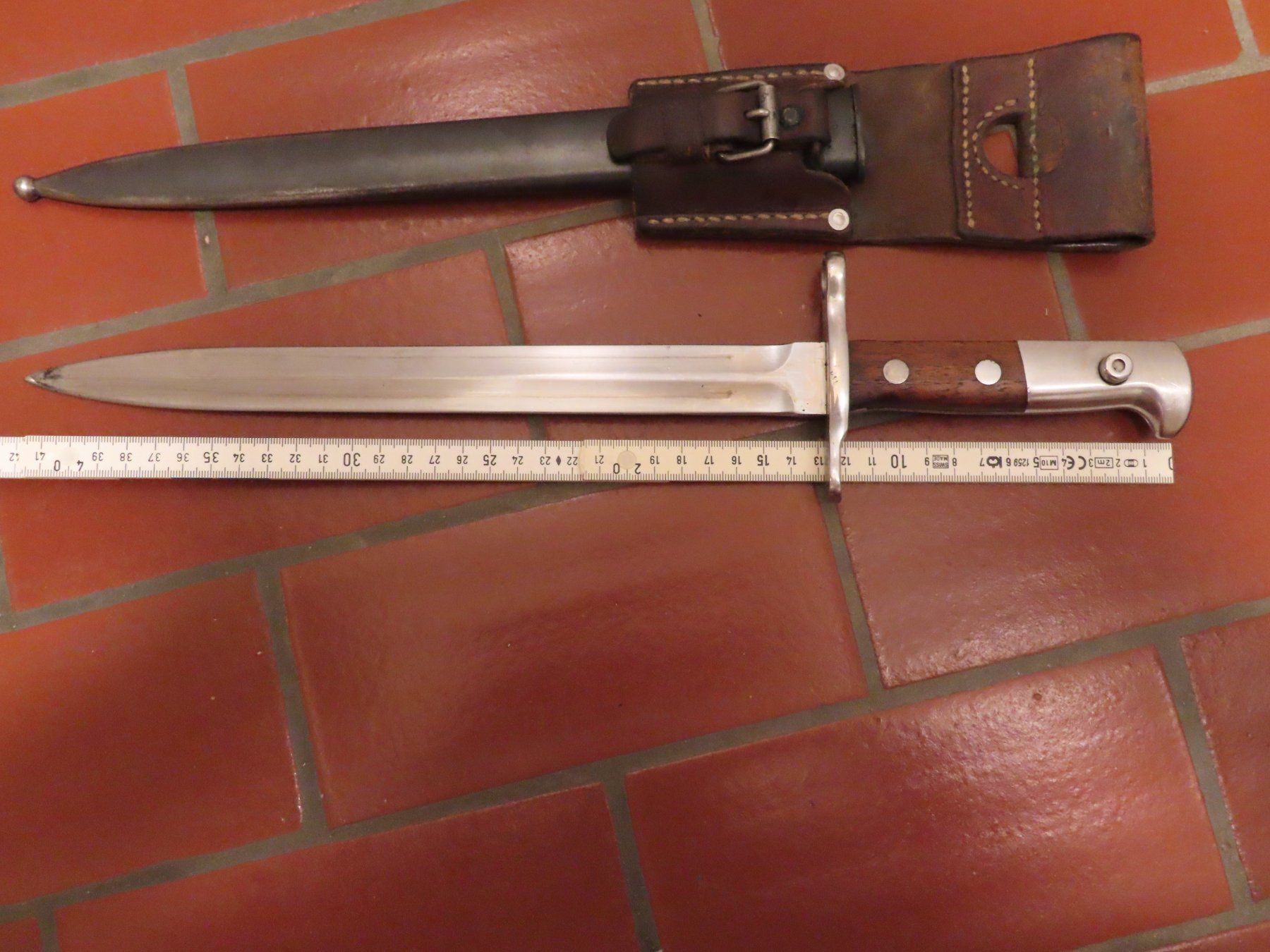 Schweizer Armee Stichwaffen: Bajonette Schweizer Armee – Gebraucht aus Grenchen von sunflyer01