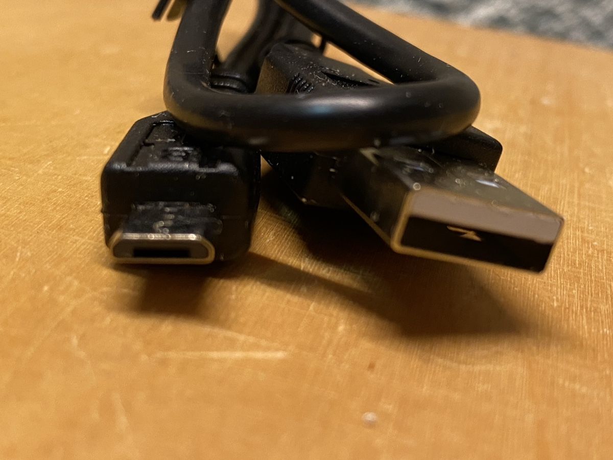 Cavi: USB Kabel, USB auf Mini-USB, nie gebraucht – Nuovo (secondo la descrizione) da St.Gallen venduto da kingsamas