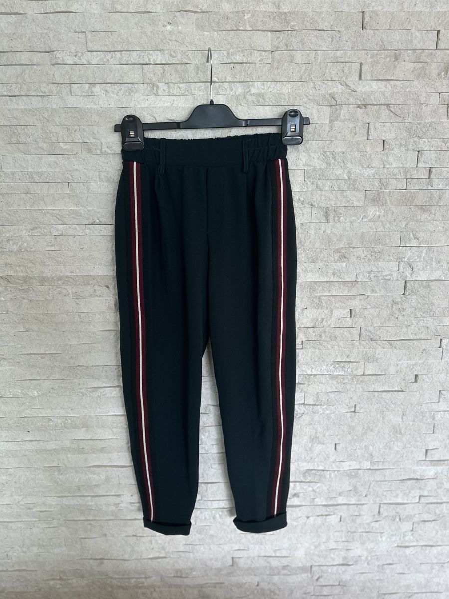 Bershka Pantaloni: Bershka Stoffhose, S – Usato da Meilen venduto da ninifee20