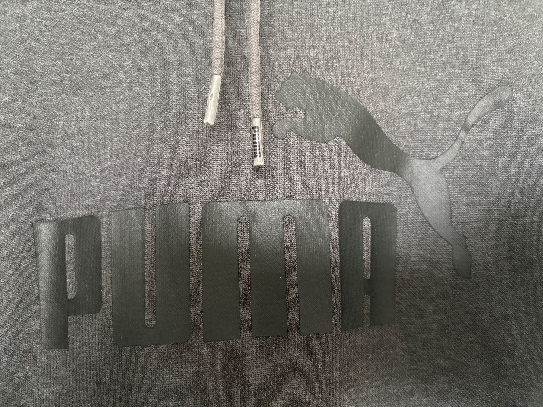 Puma Maglioni & Felpe: Grauer Puma Hoodie, Grösse M – Usato da Rümlang venduto da Jenni.21 1