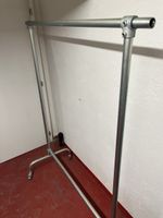 Kleidergarderobe Metall, Rollen, Industrial Design, Top!