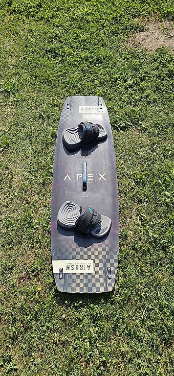 Aquilone: Airush 17m Kite + Apex Team + Bar – Usato da chur venduto da hansurf 3