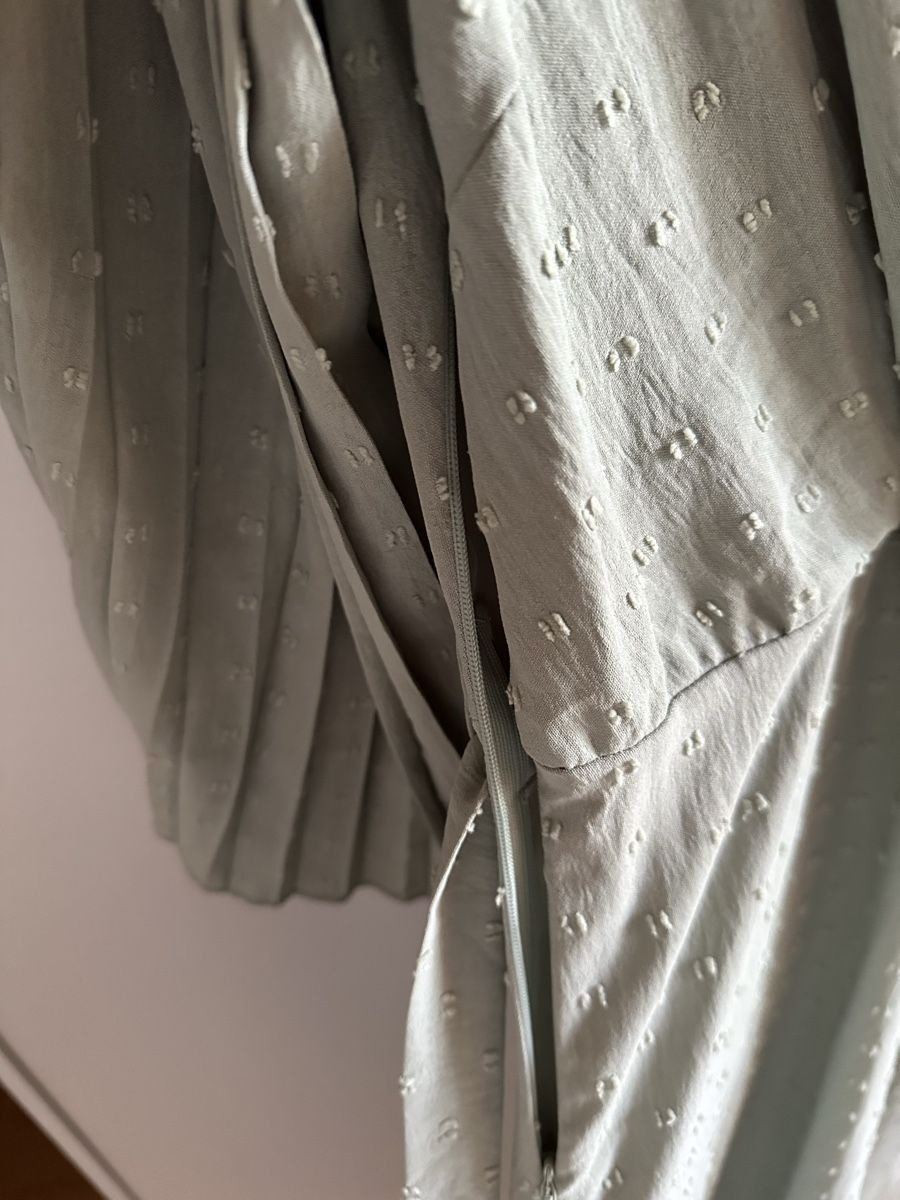 Vestiti: Kleid Pastellgrün Gr. 38/40 – Usato da Münsingen venduto da Secondhand89 1