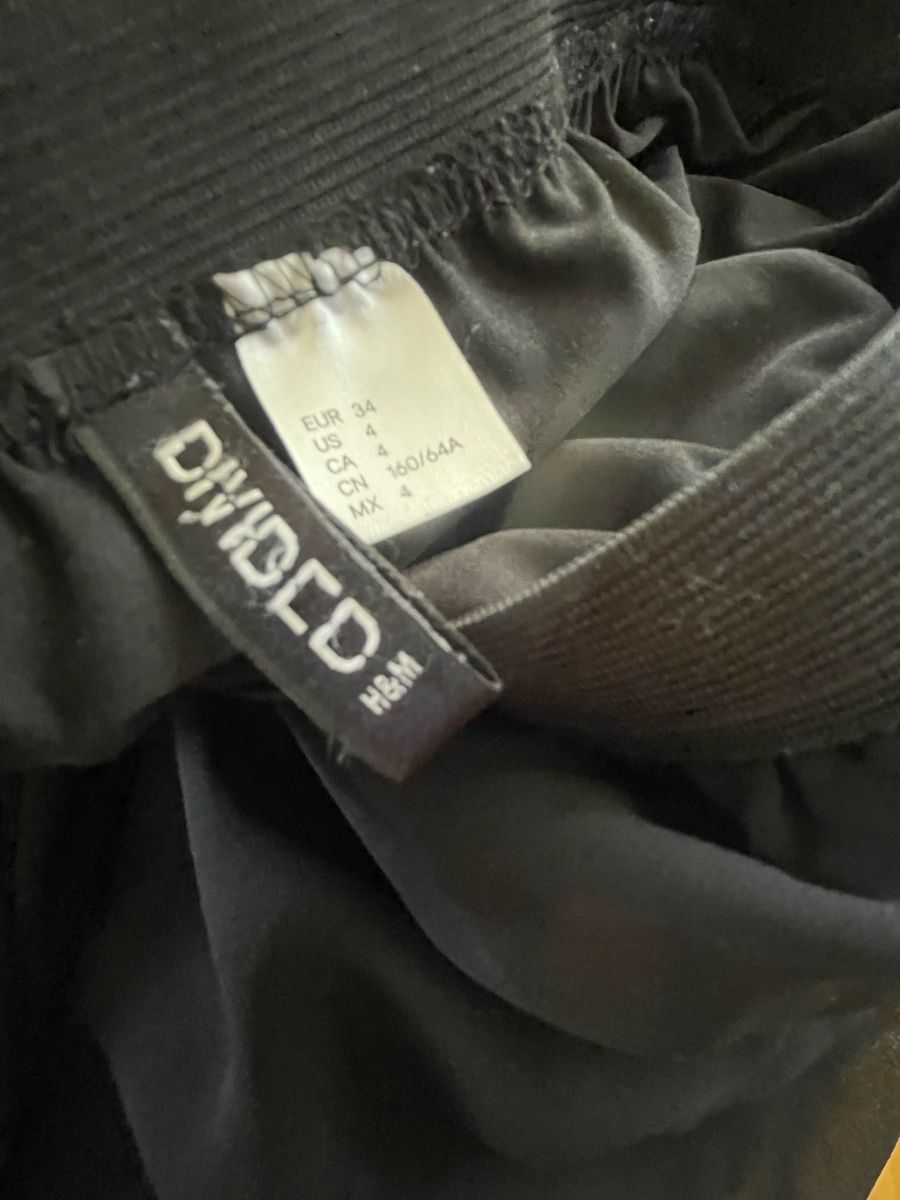 H&M Gonne: Schwarzer, eleganter Maxirock von H&M Divided, Gr. 34 – Nuovo (secondo la descrizione) da Obergerlafingen venduto da cabo4 3