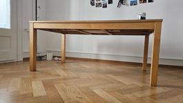 Grande table en bois