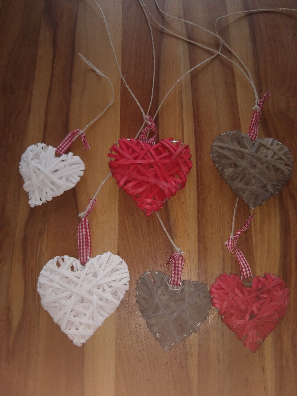 Tutte le decorazioni: 6 Wicker Hearts Decoration Set, White, Red, Brown Colour – Usato da Dübendorf venduto da LoRi-2026 2
