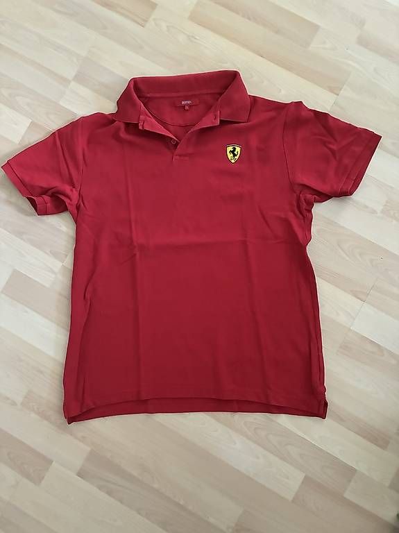Magliette Polo: Ferrari Poloshirt – Usato da Münchwilen TG venduto da cla_zj68
