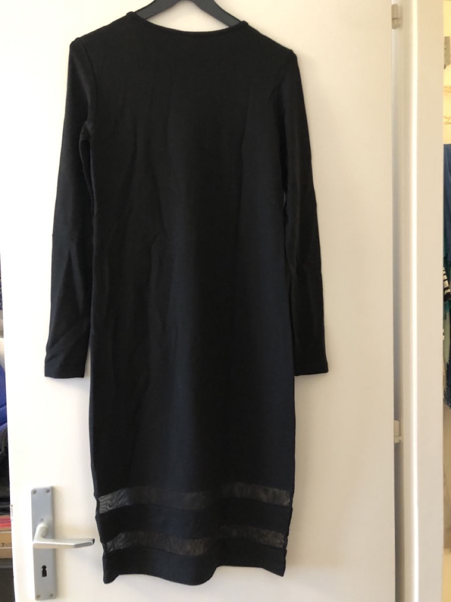 Vero Moda Kleider: Robe longue manches longues – Gebraucht aus Onex von kattrina
