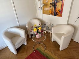 3 weisse Kunstleder-Sessel,  Lounge-Sessel, Behaglich