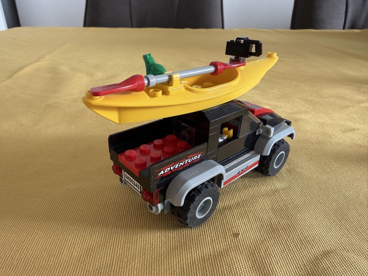 Lego Kit di costruzioni: Lego Kayak Adventure 60240 – Usato da Kloten venduto da Mak10auto 1