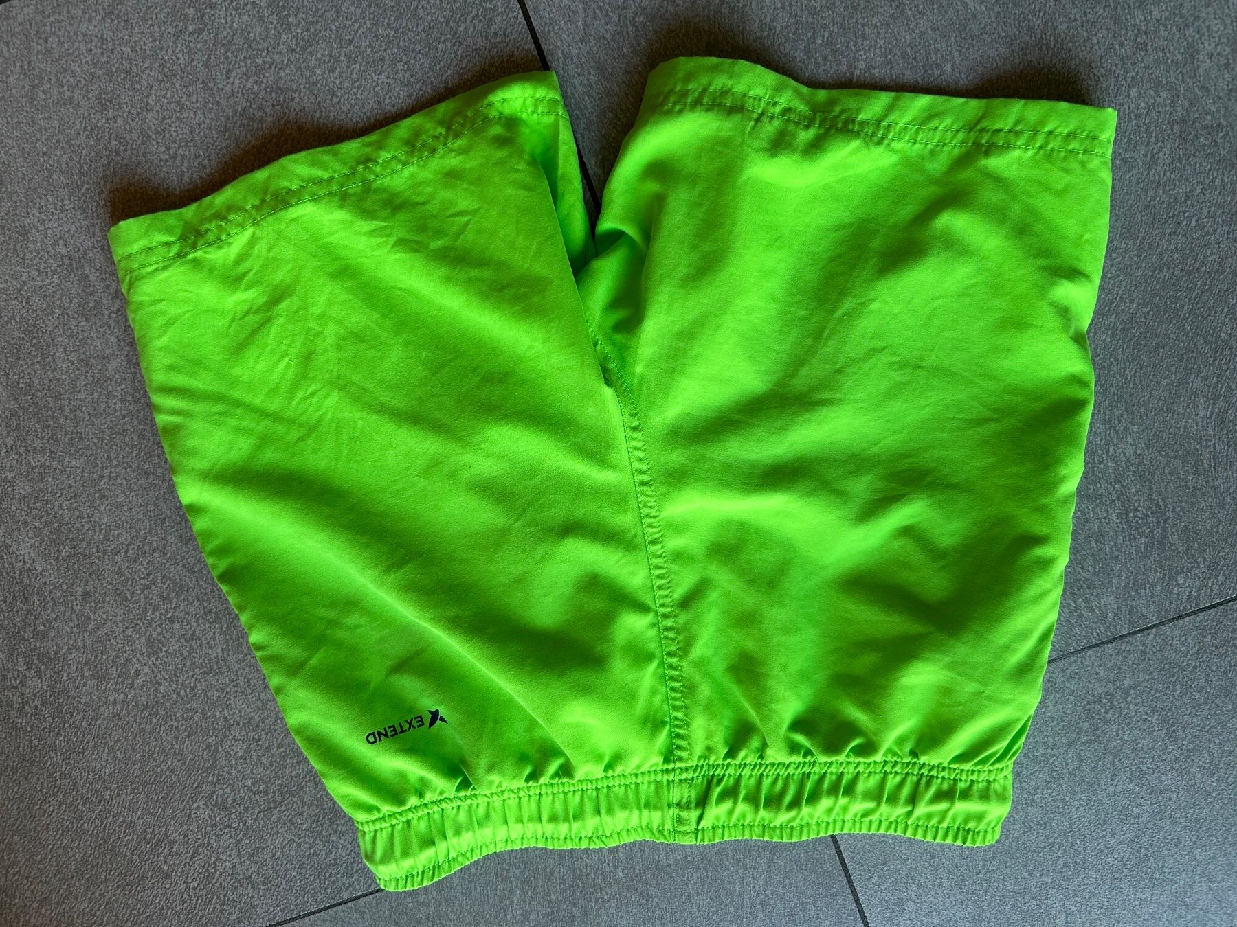 Costumi da bagno: Kinder badeanzug verd fosfo Gr 152 – Usato da Arbedo venduto da nadia1973 4