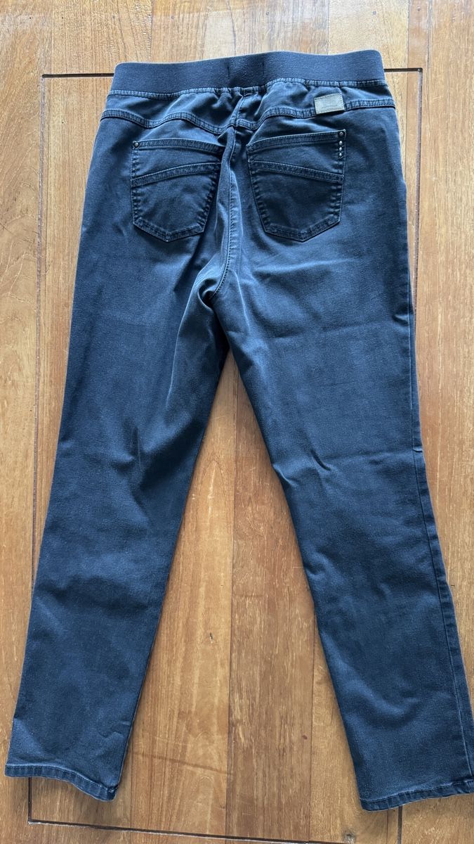 Brax Jeans: RAPHAELA by BRAX slim jeans 42 – D'occasion à Zollikon par rose59 4