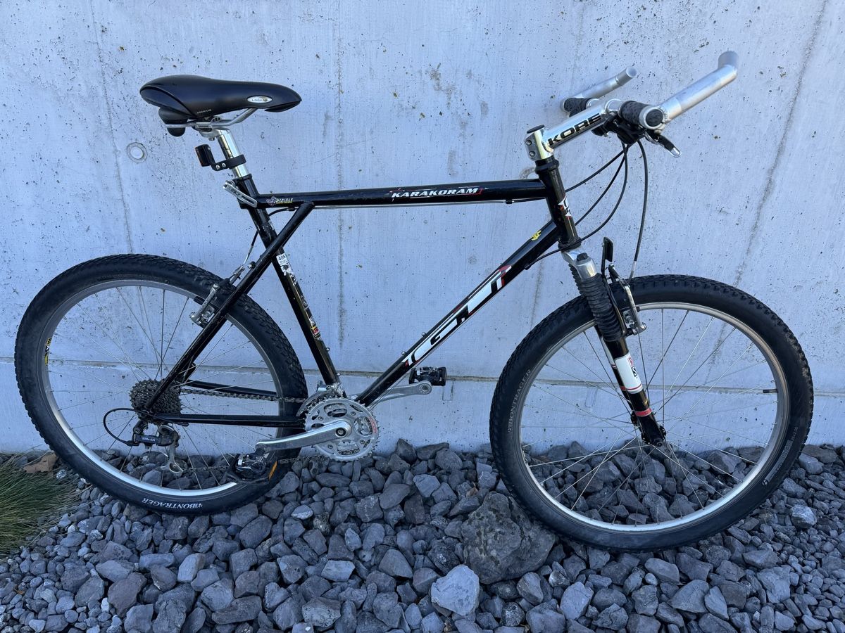 GT Velos: Mountainbike GT Karakoram – Gebraucht aus Spreitenbach von  1
