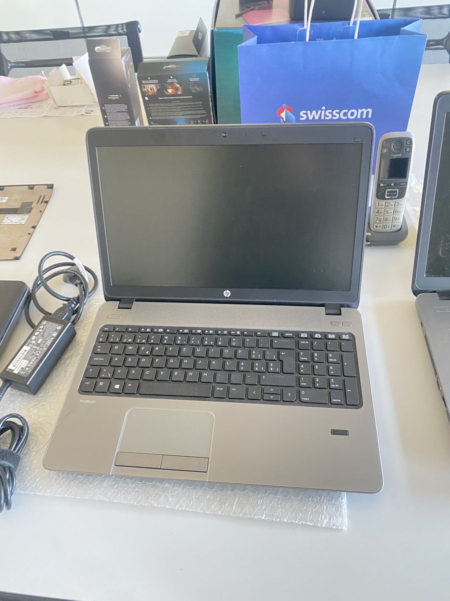 Hewlett Packard Notebooks: 4 x HP Business Notebook – Defekt aus Herrliberg von Julianopie 2