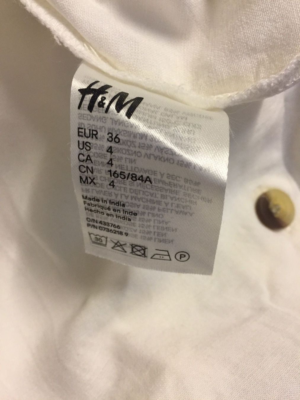 H&M Camicette: Kurze Bluse H&M – Usato da Basel venduto da Robyn20 8