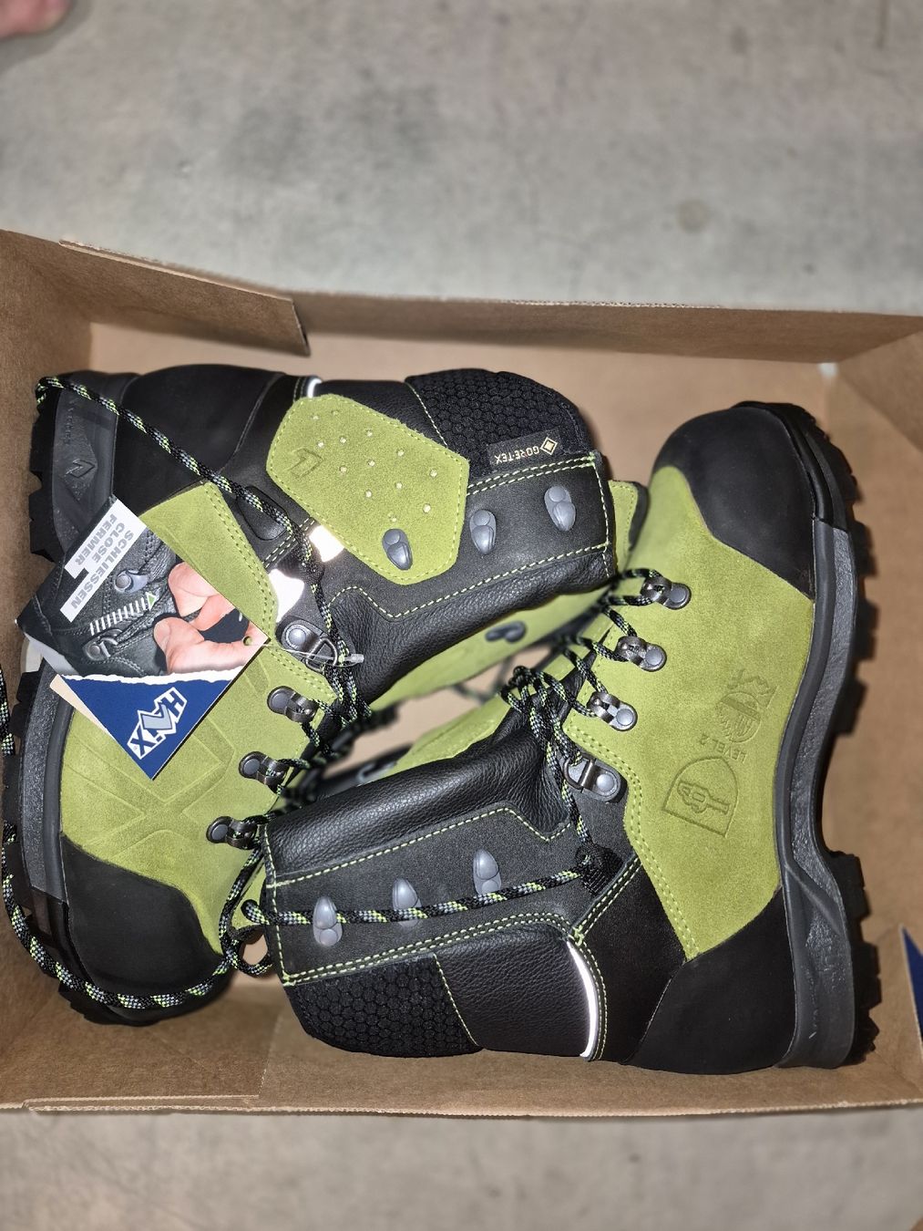 Haix Scarpe da uomo: Haix Schnittschutz Schuhe – Nuovo e nell'imballaggio originale da Heimberg venduto da sta_5dhg 5
