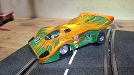 Slotcar mit Rennchassis