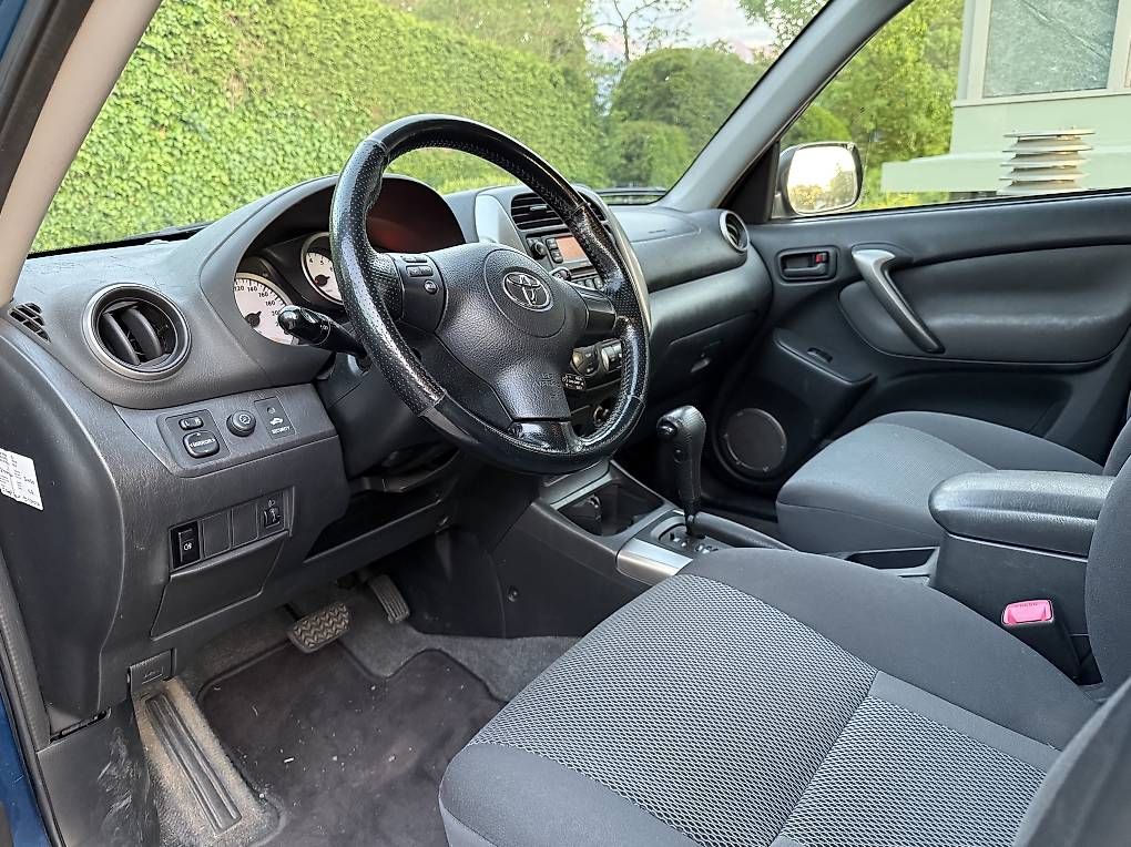 Autos: Toyota RAV-4 2.0l Automatik  – Gebraucht aus Oberdiessbach von den_nw9w 3
