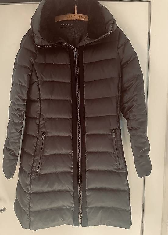Giacche: Esprit Winterjacke schwarz – Usato da Zürich venduto da violettair