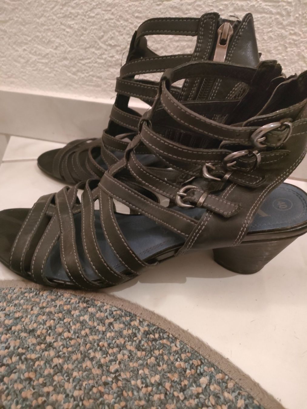 Scarpe da donna: Sandale Venturini – Usato da Brugg AG venduto da Mashaba 4