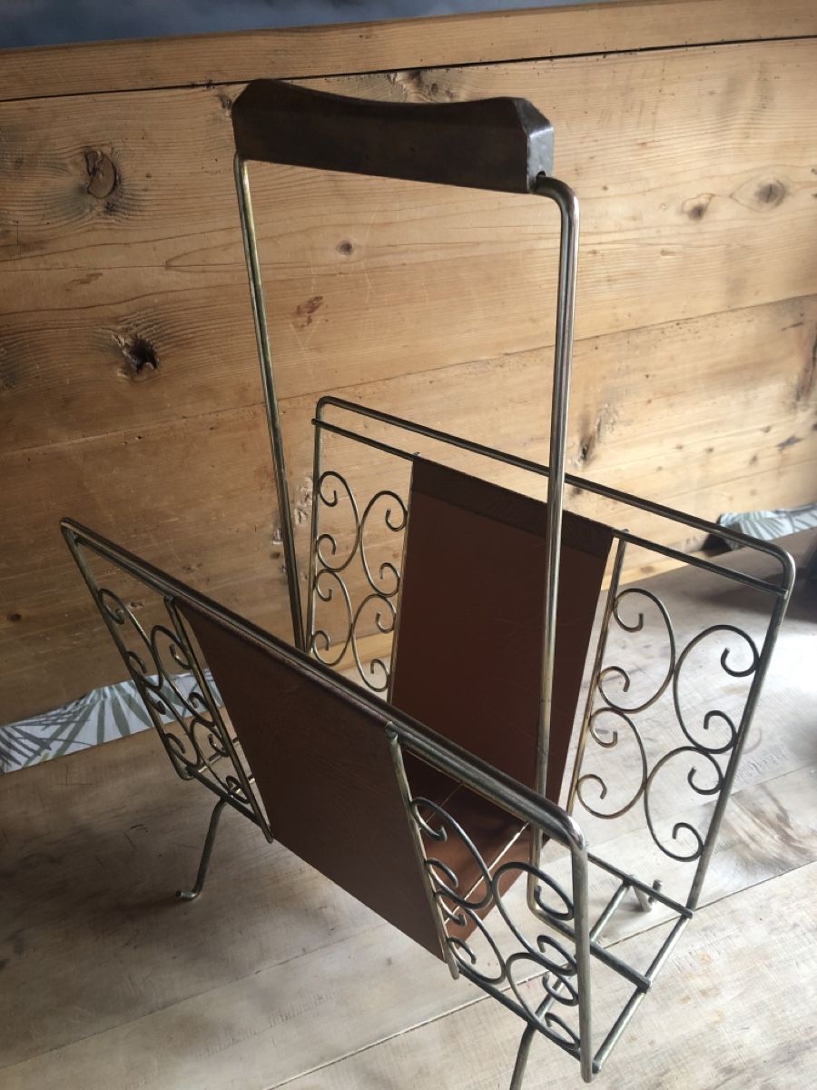 Altro per la casa: Zeitungsständer Retro – Usato da Matten(St.Stephan) venduto da ren_r8tw 2