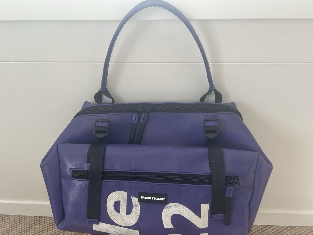 Freitag Borse da donna: Freitag Tasche Joan – Usato da Wohlen b. Bern venduto da Honeypie