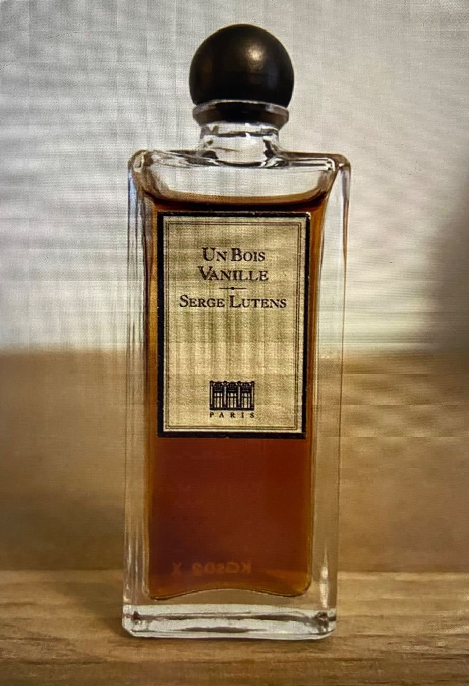 Serge Lutens Profumi & Eau de Toilette: SERGE LUTENS Un Bois Vanille Edp 5ml FIRST BATCH 2003 – Nuovo (secondo la descrizione) da Genève venduto da kik_8jd6