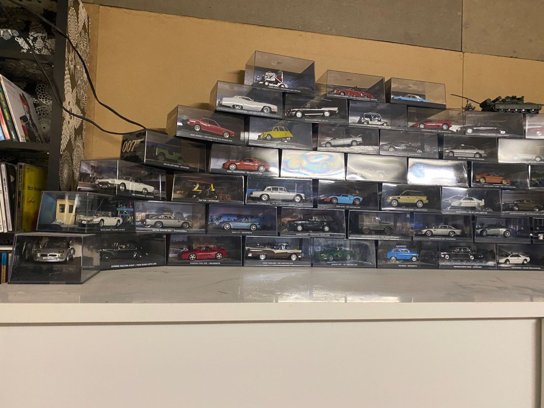 Modellbausätze & Standmodelle: James Bond Fahrzeug Sammlung – Gebraucht aus Schönenwerd von Bryna2002