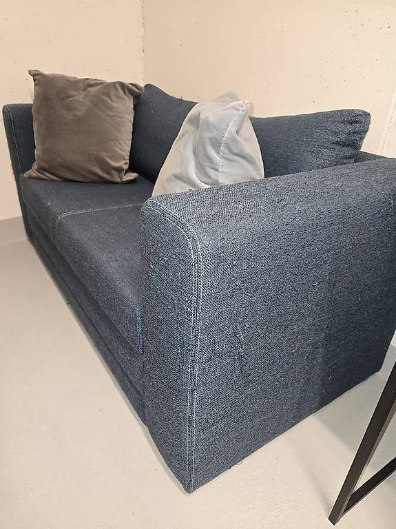 Sofas: 2er Sofa  – D'occasion à Oftringen par san_df8f 1