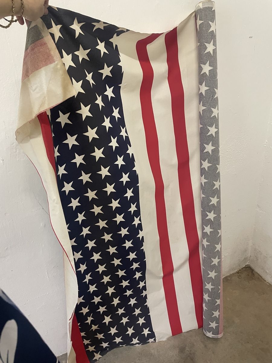 Stoffe: Stoffrolle USA Flaggen Muster mit Sternen – Gebraucht aus Gelterkinden von highfligh