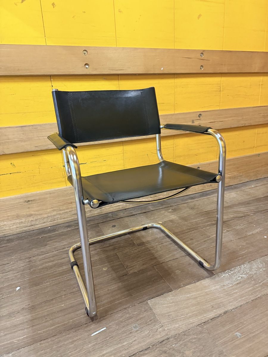 Fauteuils: 2x Design Freischwinger Stühle  / Chairs – D'occasion à Solothurn par NUVICO 1