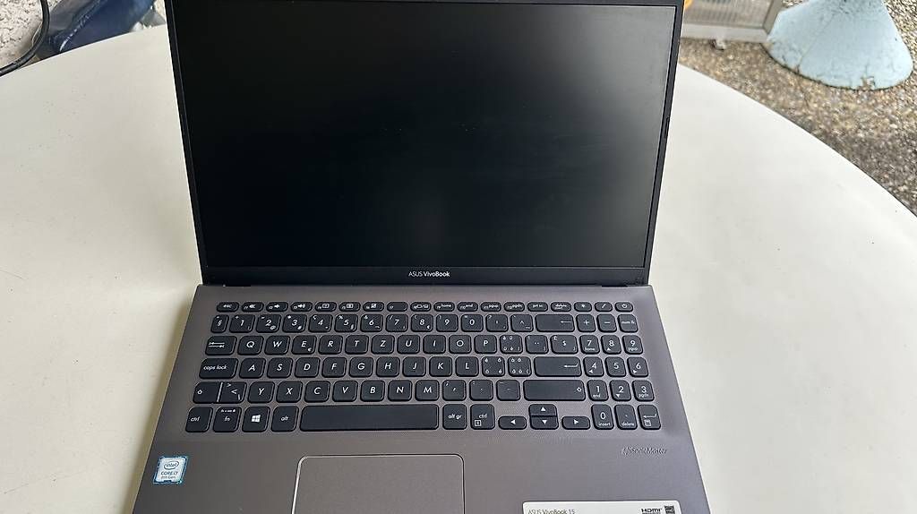 Notebooks: ASUS Laptop – Gebraucht aus Veltheim AG von KimiSinger 1