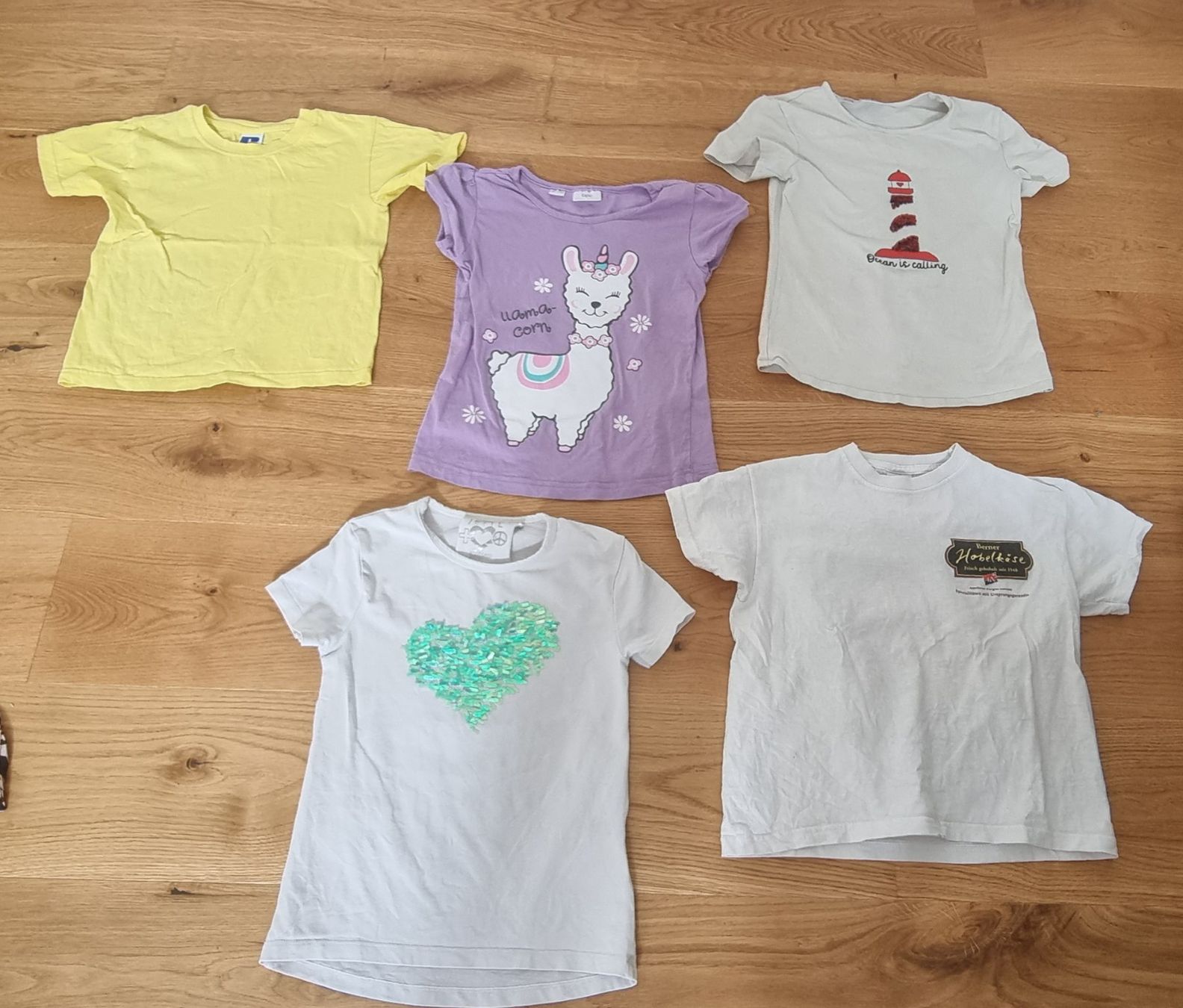 Kleiderpakete & -sets: 10er-Set: Mädchen-T-Shirts Grösse 116/122 – Gebraucht aus Lachen SZ von allesweg78 1