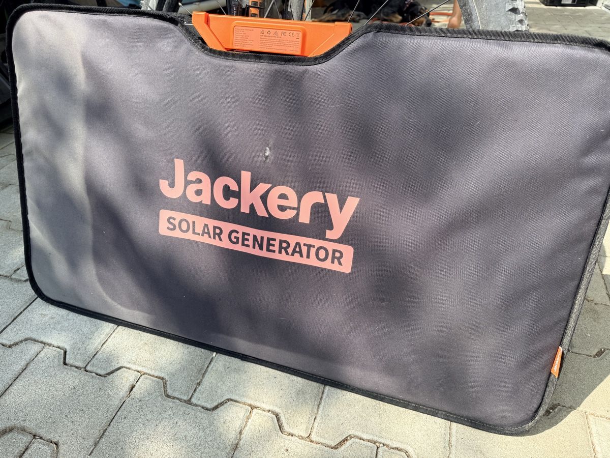 Jackery Solargeräte und Solarprodukte: Solarpanel Jackery SolarSaga 80 – Neu (gemäss Beschreibung) aus Buus von Knorrli85 1