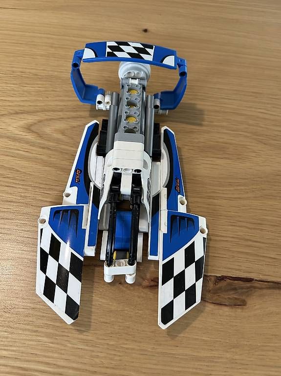 Baukästen: LEGO Technic Renngleitboot 42045 – Gebraucht aus Buttisholz von sozifrosch