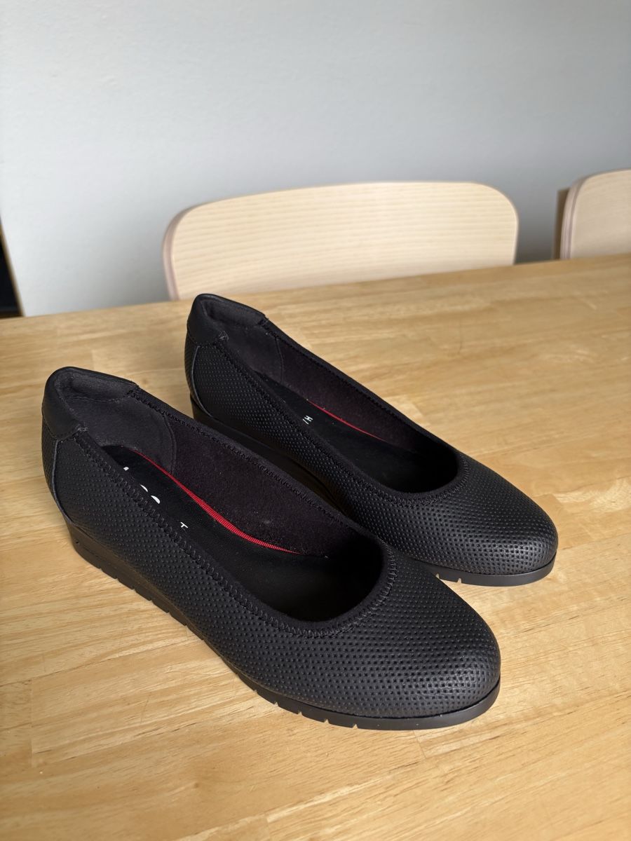 Chaussures femmes: Pumps neu Gr.37 – Neuf (Voir description) à Münchenstein par cyoni
