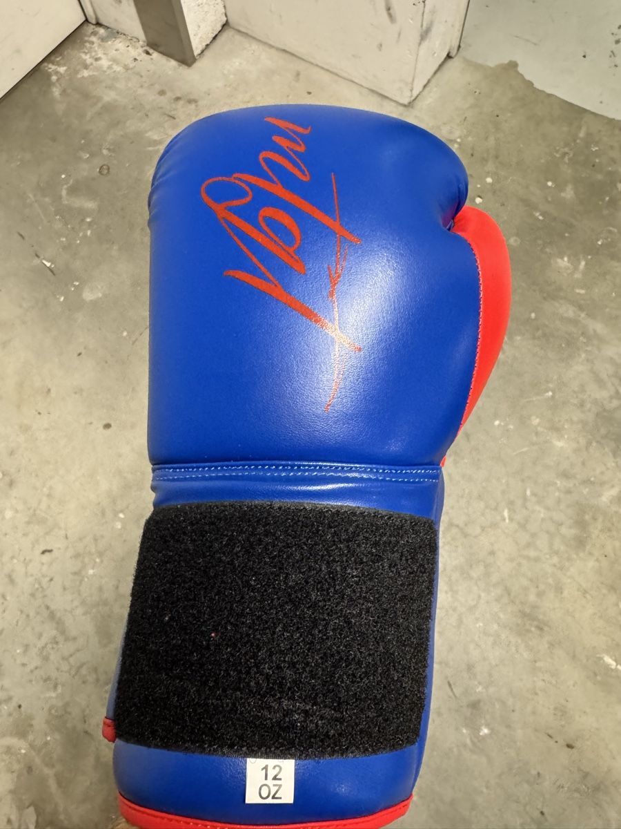 Handschuhe & Handstulpen: Boxhandschuhe  – Neu und originalverpackt aus Tafers von xhe_wnm6