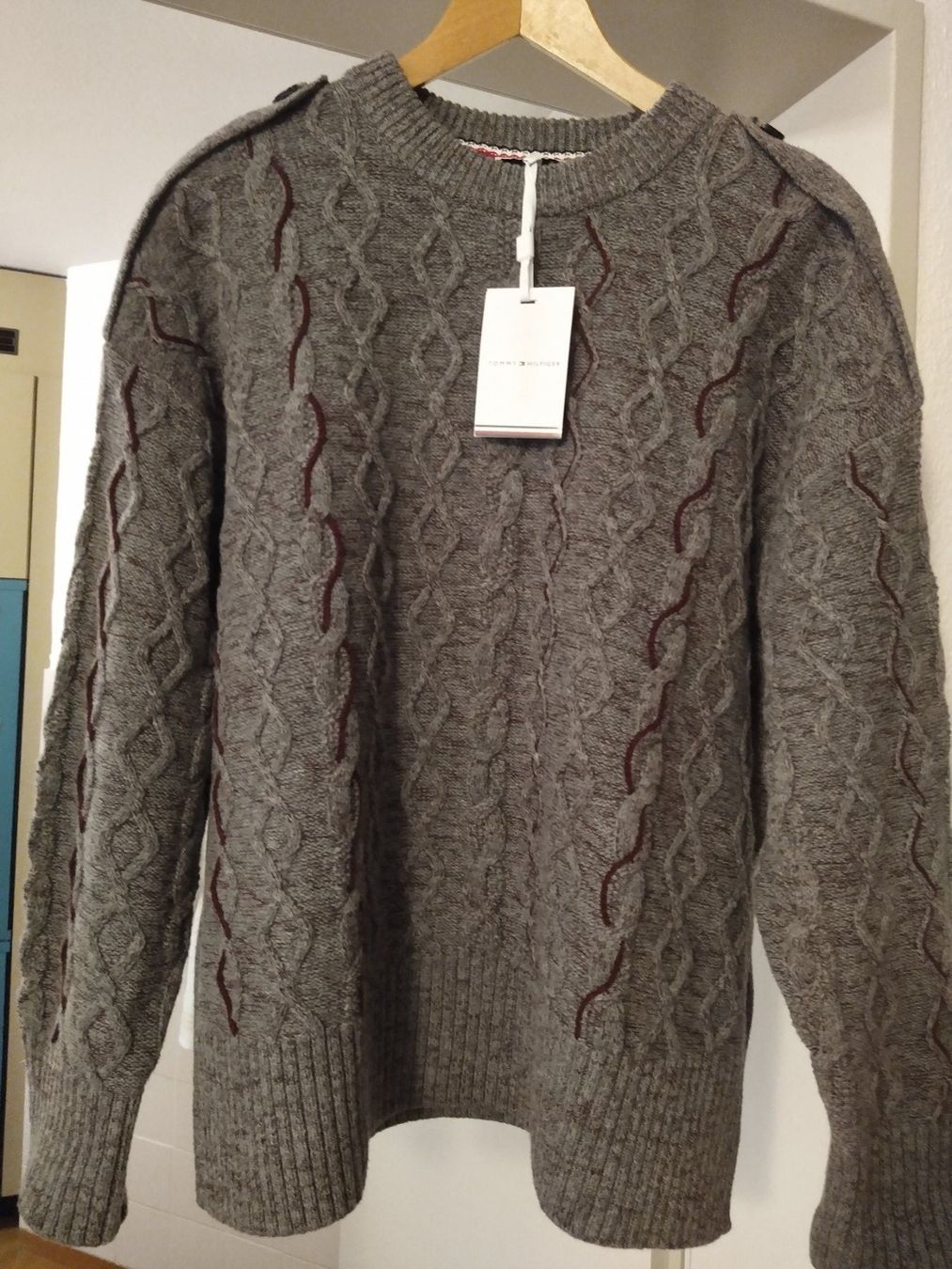 Tommy Hilfiger Pullover & Sweatshirts: HILFIGER pullover grigio a trecce NUOVO – Neu und originalverpackt aus Figino von Palotta