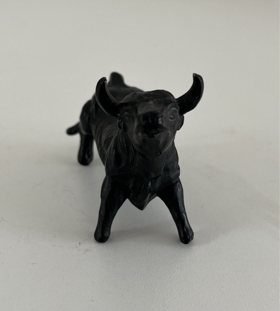 Skulpturen & Statuen: kleiner Stier aus Metall – Gebraucht aus Wetzikon ZH von seli03 3