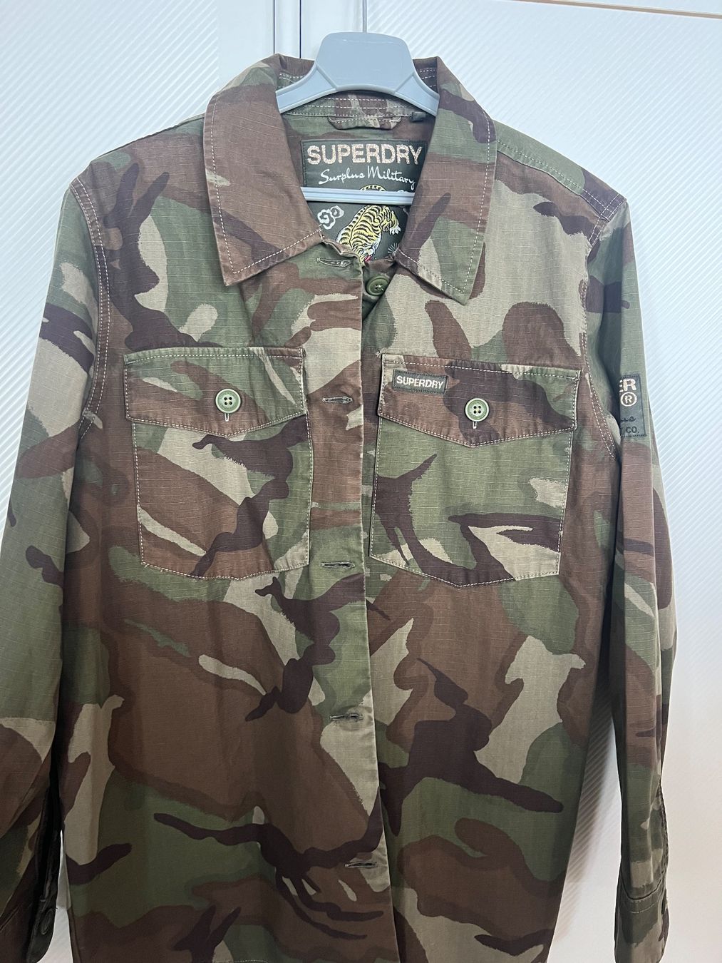 Blusen: Neuve chemise superdry taille 42 EU – Neu (gemäss Beschreibung) aus Lugnorre von cla_j6bq 1