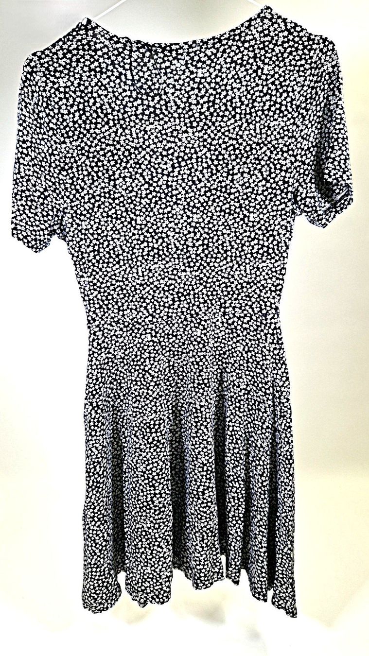 Pull&Bear Vestiti: PULL&BEAR Kleid schwarz Gr. M – Usato da Zollikofen venduto da Restwert_Zollikofen 1